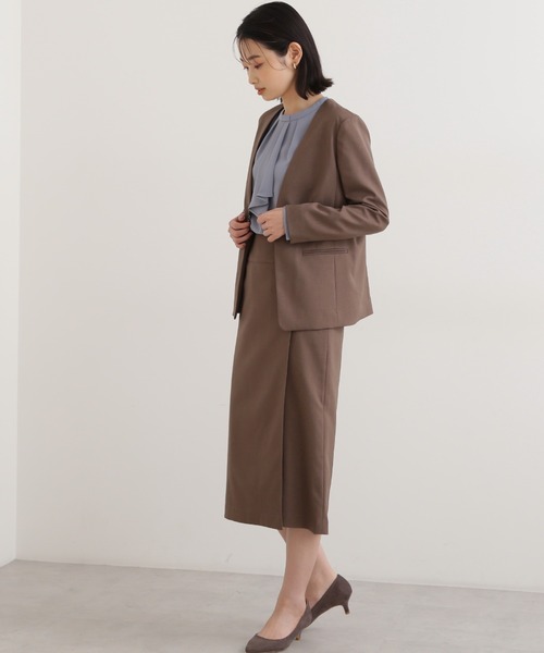 【美品】 ナチュラルビューティーベーシック ノーカラーセットアップ L セットアップノーカラージャケット（ノーカラージャケット