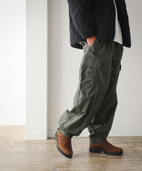 BEAMS（ビームス）の「BEAMS / バルーン イージー パンツ（その他パンツ・メンズ・ブラック/オリーブ・M/L/S/XL）」の2枚目の写真