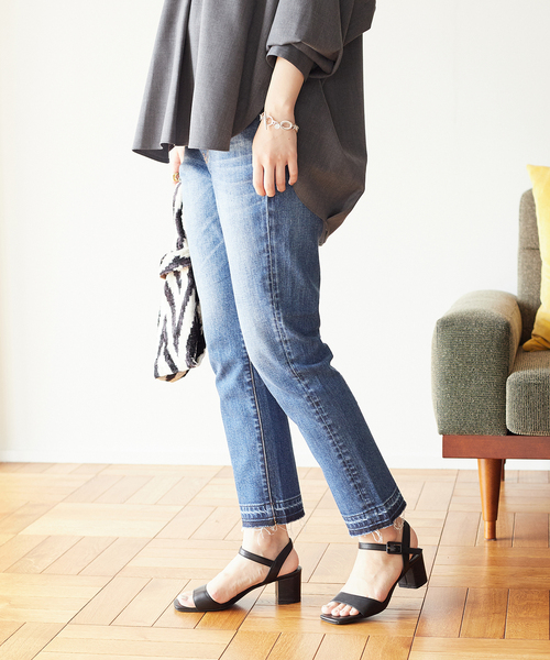 JOURNAL STANDARD（ジャーナルスタンダード）の「リラックスストレートデニム（デニムパンツ・レディース・ブラック系その他/ネイビー/ブルー系その他・36/40/38）」の13枚目の写真