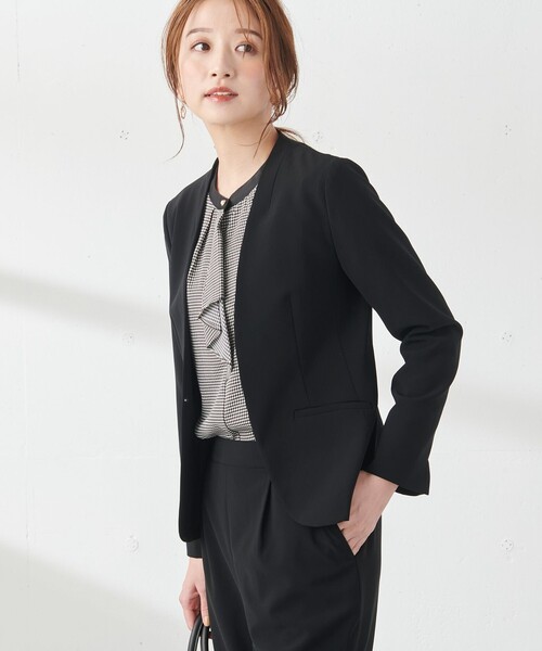 ANY SIS(エニィスィス)の「【洗える】セレモニーダブルクロス カラーレス ジャケット(ノーカラージャケット・レディース・ブラック系/ネイビー系/ライトグレー系/ベージュ系・2/3/1)」の22枚目の写真