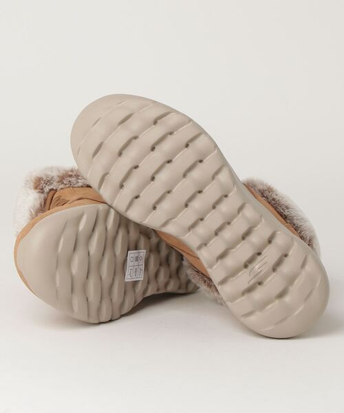 SKECHERS(スケッチャーズ)の「SKECHERS ON-THE-GO JOY-PLUSH DREAMS / スケッチャーズ オン ザ ゴー ジョイ-プラッシュ ドリーム(ブーツ・レディース・ブラウン・22.5cm/23cm/23.5cm/24cm/24.5cm/25cm)」の4枚目の写真