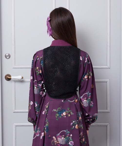 axes femme POETIQUE（アクシーズファムポエティック）の「サイドレースアップベスト（ベスト・レディース・ブラック/キナリ・MEDIUM）」の5枚目の写真