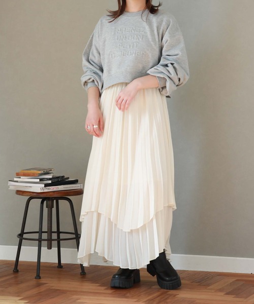 archives（アルシーヴ）の「エンボスクロップドスウェット（スウェット・レディース・ブラック/グレー/アイボリー/ワインレッド・MEDIUM）」の11枚目の写真