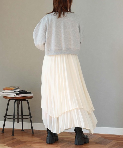 archives（アルシーヴ）の「エンボスクロップドスウェット（スウェット・レディース・ブラック/グレー/アイボリー/ワインレッド・MEDIUM）」の13枚目の写真