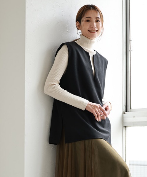 Pierrot(ピエロ)の「ウールタッチキーネックベスト(ベスト・レディース・ブラック/杢グレー・M/L)」の17枚目の写真