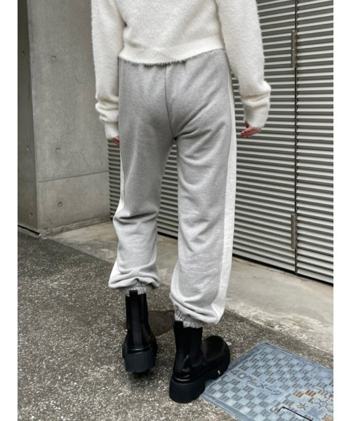 ENVYM(アンビー)の「ラインジョガーPT(その他パンツ・レディース・ブラック/グレー・FREE)」の18枚目の写真