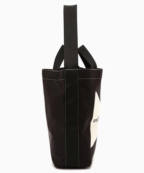 and wander（アンドワンダー）の「and wander/アンドワンダー CORDURA LOGO TOTE BAG トートバッグ（トートバッグ・メンズ・ブラック・FREE）」の11枚目の写真