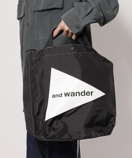 and wander（アンドワンダー）の「and wander/アンドワンダー CORDURA LOGO TOTE BAG トートバッグ（トートバッグ・メンズ・ブラック・FREE）」の9枚目の写真