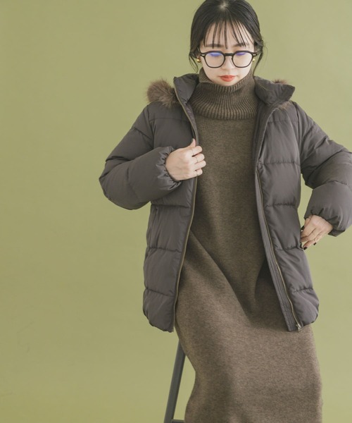 ITEMS URBANRESEARCH（アイテムズ アーバンリサーチ）の「タートルネックニットワンピース（ワンピース・レディース・カーキ/ブラック/ベージュ/ブラウン・FREE）」の18枚目の写真