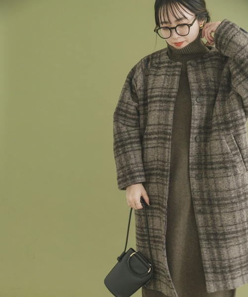 ITEMS URBANRESEARCH（アイテムズ アーバンリサーチ）の「タートルネックニットワンピース（ワンピース・レディース・カーキ/ブラック/ベージュ/ブラウン・FREE）」の14枚目の写真