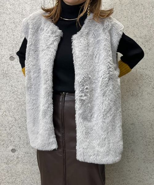 mi via loca（ミヴィアロカ）の「フェイクファーノーカラージレ（ベスト・レディース・ブラック/ベージュ/ブラウン/グレー・FREE）」の6枚目の写真