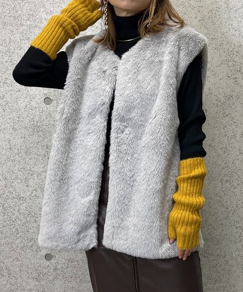 mi via loca（ミヴィアロカ）の「フェイクファーノーカラージレ（ベスト・レディース・ブラック/ベージュ/ブラウン/グレー・FREE）」の10枚目の写真