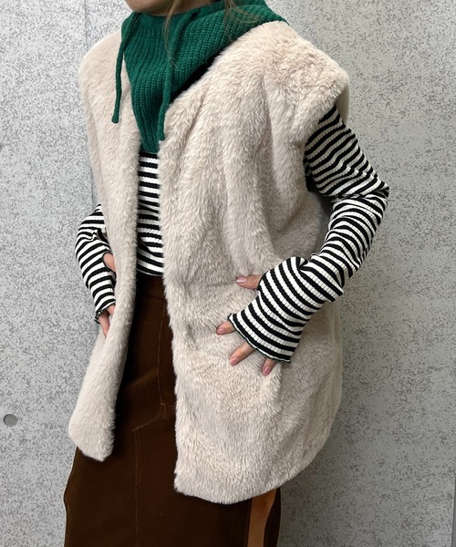 mi via loca（ミヴィアロカ）の「フェイクファーノーカラージレ（ベスト・レディース・ブラック/ベージュ/ブラウン/グレー・FREE）」の19枚目の写真