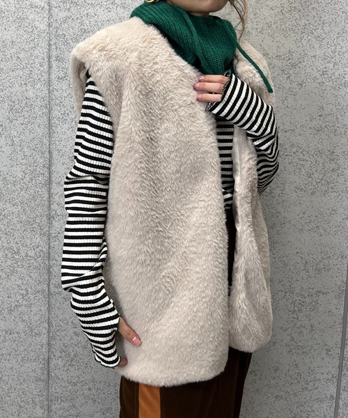 mi via loca（ミヴィアロカ）の「フェイクファーノーカラージレ（ベスト・レディース・ブラック/ベージュ/ブラウン/グレー・FREE）」の21枚目の写真