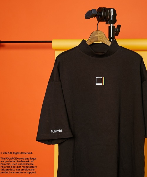 ear PAPILLONNER（イアパピヨネ）の「【Polaroid（ポラロイド）】モックネックTシャツ（Tシャツ/カットソー・レディース・ブラック・FREE）」の14枚目の写真
