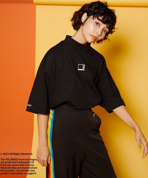 ear PAPILLONNER（イアパピヨネ）の「【Polaroid（ポラロイド）】モックネックTシャツ（Tシャツ/カットソー・レディース・ブラック・FREE）」の20枚目の写真