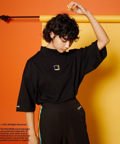 ear PAPILLONNER（イアパピヨネ）の「【Polaroid（ポラロイド）】モックネックTシャツ（Tシャツ/カットソー・レディース・ブラック・FREE）」の16枚目の写真