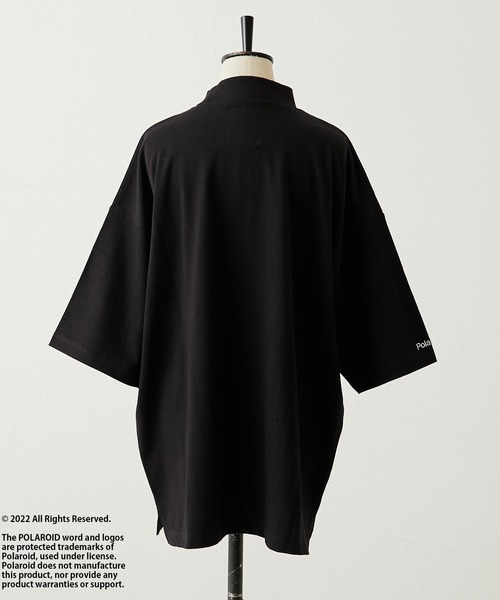 ear PAPILLONNER（イアパピヨネ）の「【Polaroid（ポラロイド）】モックネックTシャツ（Tシャツ/カットソー・レディース・ブラック・FREE）」の8枚目の写真