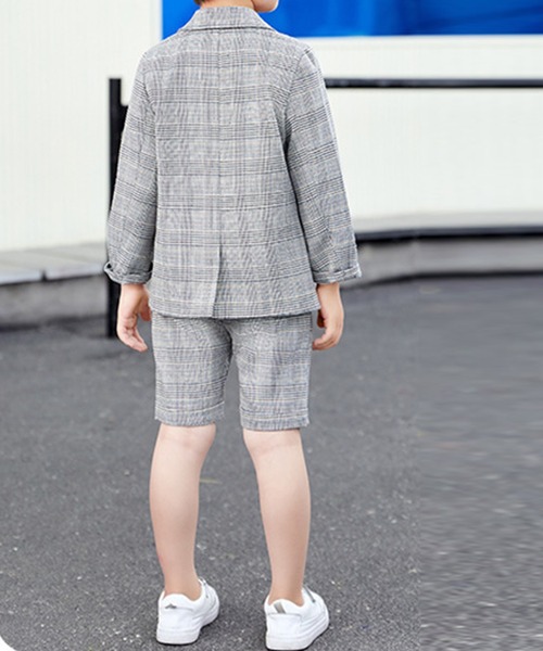 DAY CLOSET（デイ クローゼット）の「キッズ セットアップスーツ長袖ジャケット+ショートパンツ 2点セット（セットアップ・キッズ・グレー・110cm/120cm/130cm/140cm/150cm）」の3枚目の写真