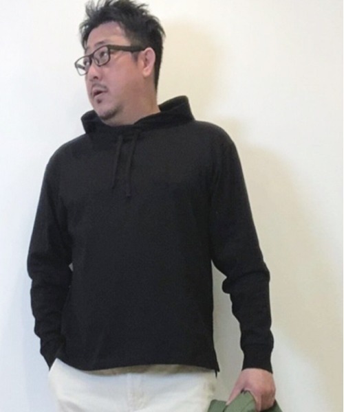 Alil（アリル）の「【Alil】アリル 10/-天竺 プルパーカー ルーズ シルエット 大人カジュアル（パーカー・メンズ・カーキ/ネイビー/グレイッシュベージュ/ブラック/オフホワイト・SMALL/MEDIUM/LARGE）」の19枚目の写真