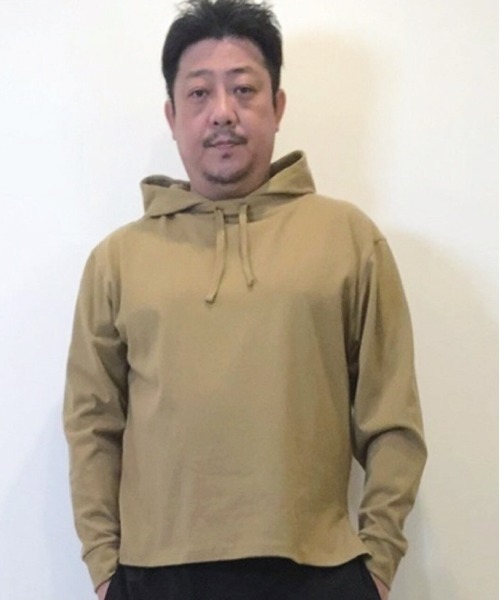Alil（アリル）の「【Alil】アリル 10/-天竺 プルパーカー ルーズ シルエット 大人カジュアル（パーカー・メンズ・カーキ/ネイビー/グレイッシュベージュ/ブラック/オフホワイト・SMALL/MEDIUM/LARGE）」の22枚目の写真