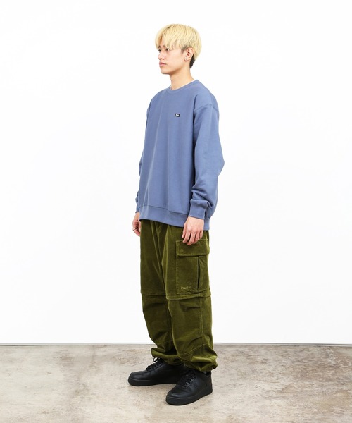 HUF（ハフ）の「CLASSIC BAR LOGO CREW / HUF クルースウェット トレーナー（スウェット・メンズ・ブラック/ワイン/ブルー系その他/アッシュグレー・SMALL/LARGE/MEDIUM/X-LARGE/XX-LARGE）」の15枚目の写真