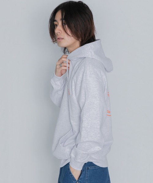 AMERICAN RAG CIE(アメリカンラグシー)の「不純喫茶ドープ別注バックプリントパーカー B(パーカー・メンズ・グレー/ブラック/ホワイト・S/L/XL)」の17枚目の写真