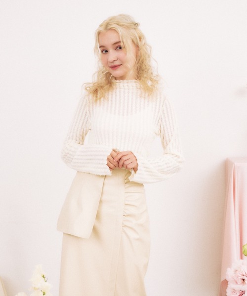 pomiii(ポミー)の「レースハイネックメロウトップス(Tシャツ/カットソー・レディース・アイボリー・FREE)」の2枚目の写真