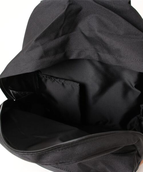 Kahiko（カヒコ）の「【Kahiko】クラシックアロハデイパック（バックパック/リュック・レディース・ブラック/オレンジ/ブルー/ネイビー・FREE）」の7枚目の写真