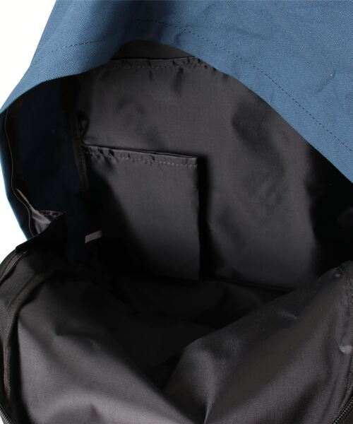 Kahiko（カヒコ）の「【Kahiko】クラシックアロハデイパック（バックパック/リュック・レディース・ブラック/オレンジ/ブルー/ネイビー・FREE）」の8枚目の写真