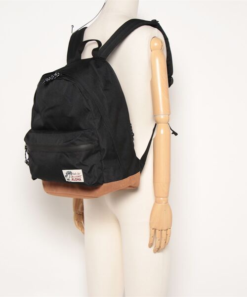 Kahiko（カヒコ）の「【Kahiko】クラシックアロハデイパック（バックパック/リュック・レディース・ブラック/オレンジ/ブルー/ネイビー・FREE）」の9枚目の写真
