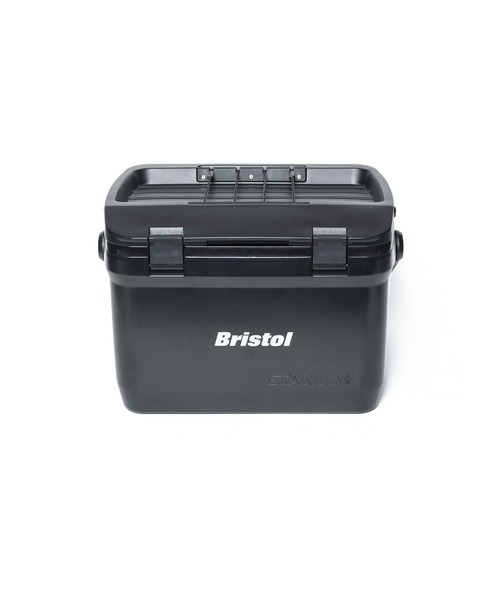F.C.Real Bristol（エフシーレアルブリストル）の「STANLEY COOLER BOX