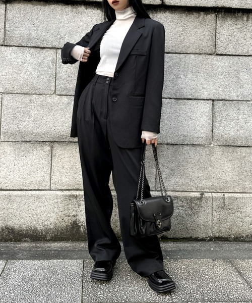 LVEU.（ラブユ.）の「【LVEU.】2wayフラップチェーンバッグ / ショルダーバッグ 合皮 チェーンバッグ フラップバッグ 2way チェーン バッグ フラップ  ブラック アイボリー ホワイト（ショルダーバッグ・レディース・ブラック/アイボリー・FREE）」の4枚目の写真