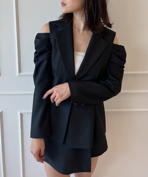 EIMY ISTOIRE(エイミーイストワール)の「2wayオフショルダージャケット(テーラードジャケット・レディース・オフホワイト/ブラック/イエロー・FREE)」の7枚目の写真