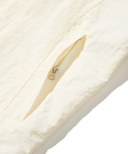 ALAND（エーランド）の「BITTER CELLS／スポーティーJK 2193589（ナイロンジャケット・レディース・ナチュラル/ブルー・SMALL/MEDIUM）」の16枚目の写真