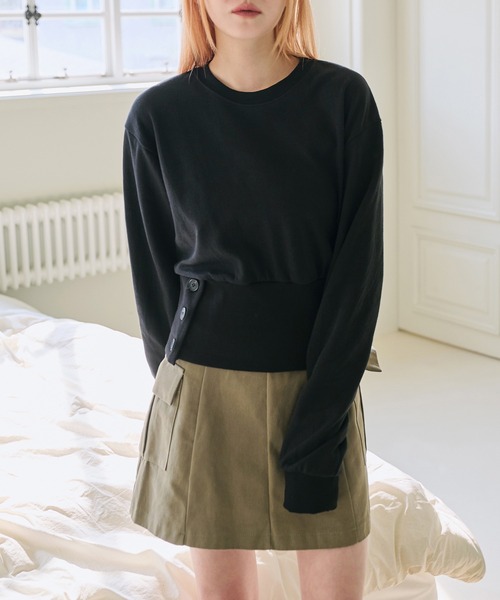 UNE MANSION(ユヌマンション)の「スリットボタンクロップドトレーナー(スウェット・レディース・ブラック/グレー/ピンク/ライトグレー・FREE)」の20枚目の写真