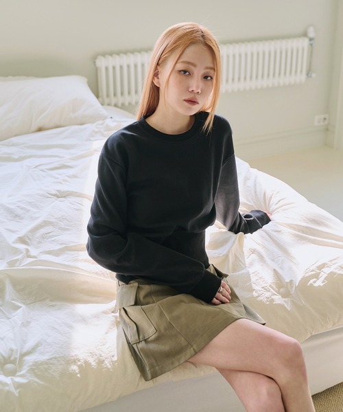 UNE MANSION(ユヌマンション)の「スリットボタンクロップドトレーナー(スウェット・レディース・ブラック/グレー/ピンク/ライトグレー・FREE)」の21枚目の写真