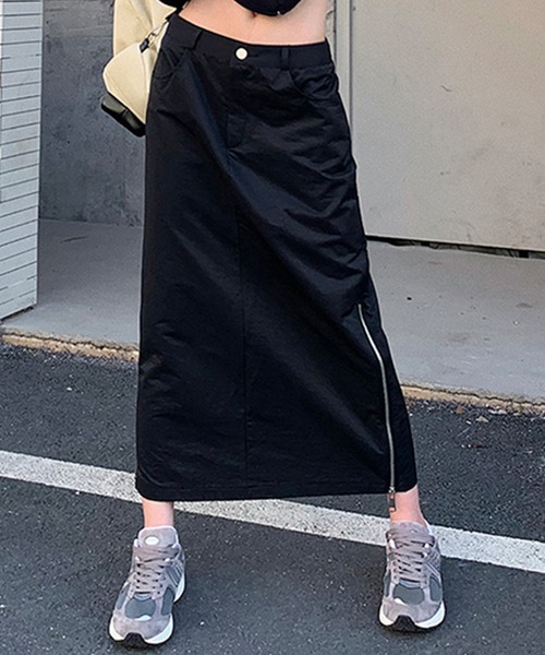 DAY CLOSET(デイ クローゼット)の「レディース ジップスリットナロースカート(スカート・レディース・ベージュ/ブラック・S/L/M/XS)」の11枚目の写真