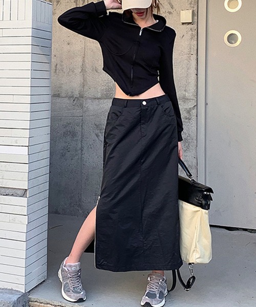 DAY CLOSET(デイ クローゼット)の「レディース ジップスリットナロースカート(スカート・レディース・ベージュ/ブラック・S/L/M/XS)」の10枚目の写真