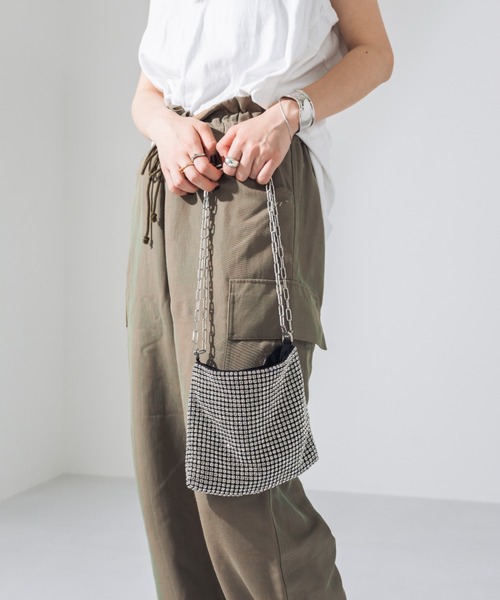 EVOL（イーボル）の「【EVOL】2WAYメタルハンドバッグ IU5148（ハンドバッグ・レディース・ホワイト/シルバーグレー/シルバー・FREE）」の14枚目の写真