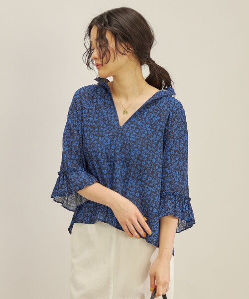 SHIPS（シップス）の「〈手洗い可能〉DEVEAUX シャーリング スキッパー ブラウス◇（シャツ/ブラウス・レディース・ブラック/ブルー・ONE SIZE）」の19枚目の写真