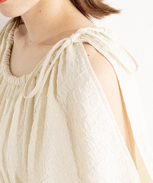 Chico（チコ）の「肩スリットカットアウトワンピース（ワンピース・レディース・ブラック/アイボリー/ミント・FREE）」の18枚目の写真