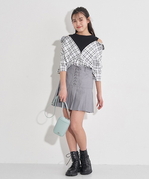 LOVETOXIC(ラブトキシック)の「レイヤード半袖シャツ(シャツ/ブラウス・キッズ・ベージュ/ブラック/オフホワイト・S/SS/L/M)」の6枚目の写真