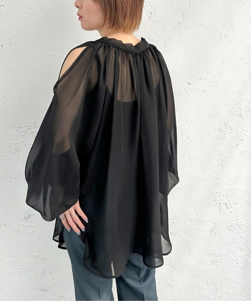 apres jour mignon(アプレジュールミニョン)の「ショルダーオープンシアーボウタイブラウス【ZOZOTOWN限定アイテム】(シャツ/ブラウス・レディース・アイボリー/グレイッシュベージュ/ブラック・フリー/X-LARGE)」の15枚目の写真