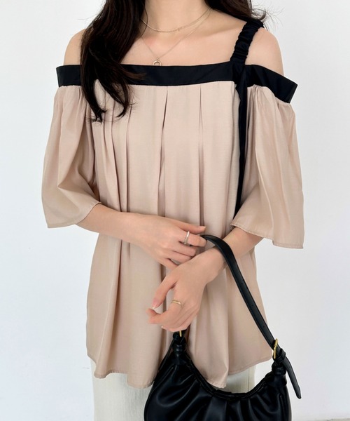 ECLIN（エクラン）の「バイカラーフレアスリーブオフショルブラウス（シャツ/ブラウス・レディース・ベージュ/ホワイト/ブラック・M/L）」の13枚目の写真