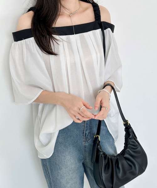 ECLIN（エクラン）の「バイカラーフレアスリーブオフショルブラウス（シャツ/ブラウス・レディース・ベージュ/ホワイト/ブラック・M/L）」の15枚目の写真