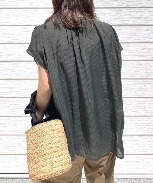 Q(キュー)の「シアーボーダースキッパーシャツ(シャツ/ブラウス・レディース・オリーブ系/ピンク系・MEDIUM)」の11枚目の写真