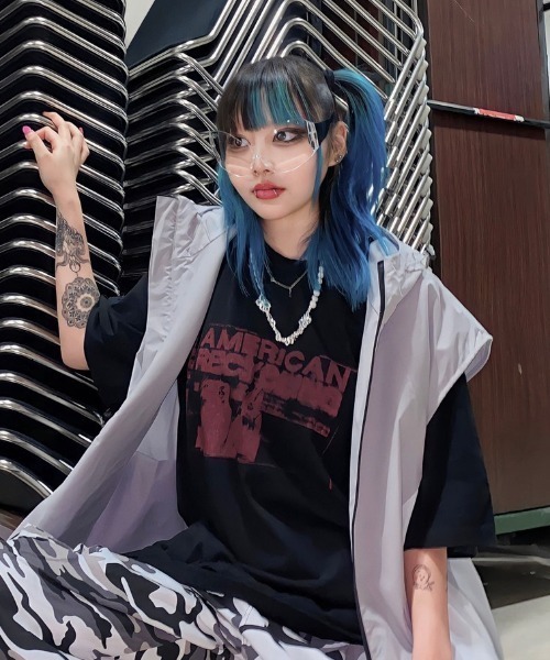 XU(エックスユー)の「ストリートファッション XU エックスユー Butterfly Mask Sunglasses タフライサングラス(サングラス・メンズ・クリア/ブラック・ONE SIZE)」の2枚目の写真