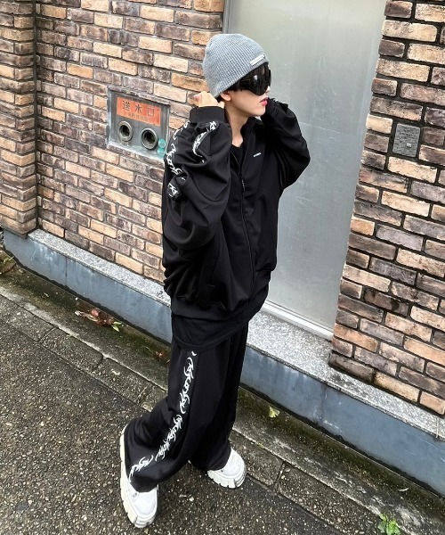 XU(エックスユー)の「ストリートファッション XU エックスユー Butterfly Mask Sunglasses タフライサングラス(サングラス・メンズ・クリア/ブラック・ONE SIZE)」の11枚目の写真