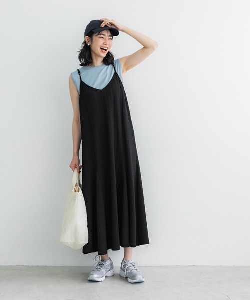 coca（coca）（コカ）の「ジャカードキャミワンピース（ワンピース・レディース・グレイッシュベージュ/グリーン/アイボリー/ブラック・M/L）」の3枚目の写真